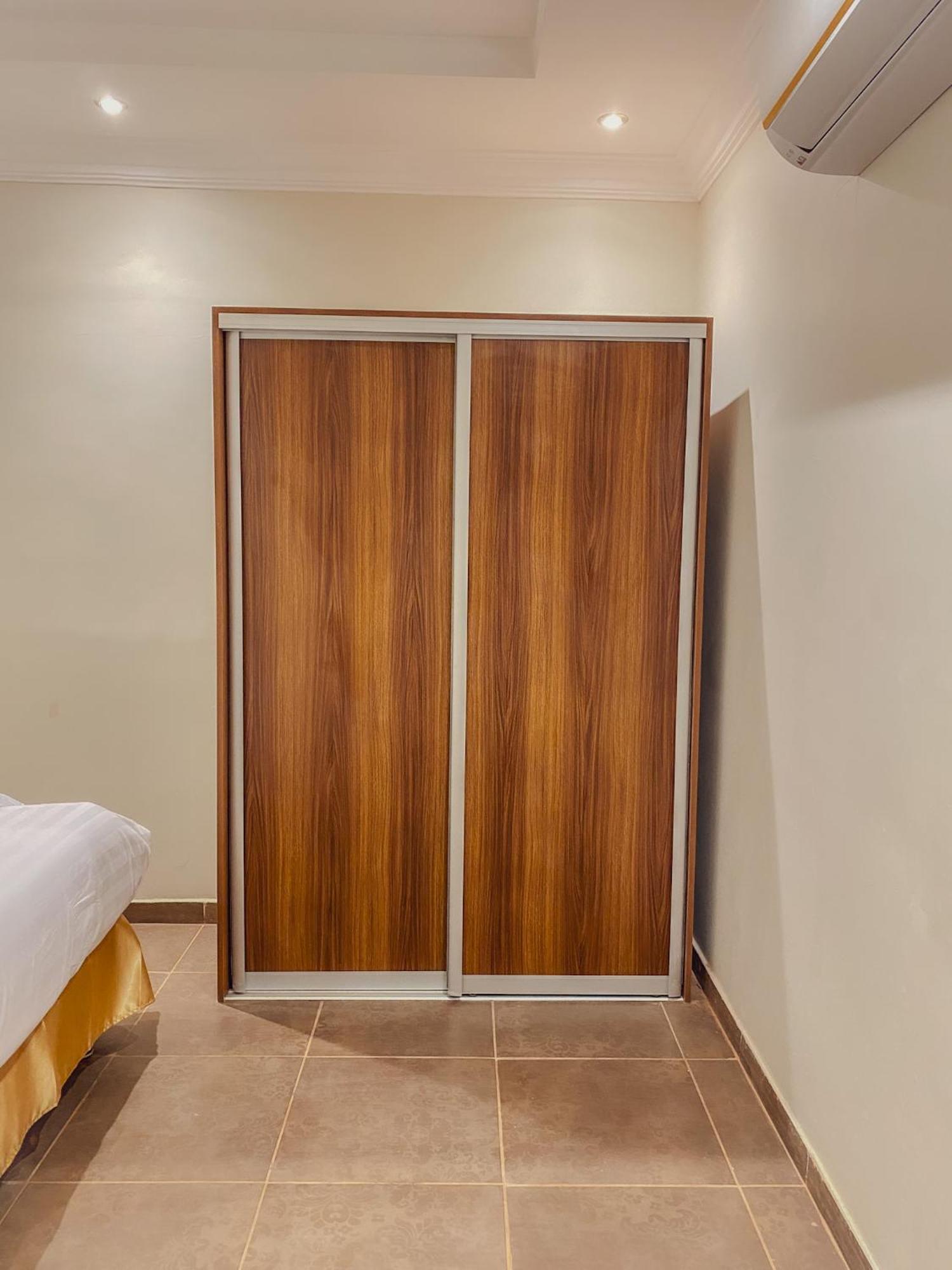 Comfort Inn Al Taawon - Family Only Рияд Екстериор снимка
